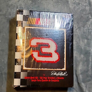0133. NWTs ~ NASCAR ~ Dale Earnhardt #3 ~ Latch Hook Kit ~